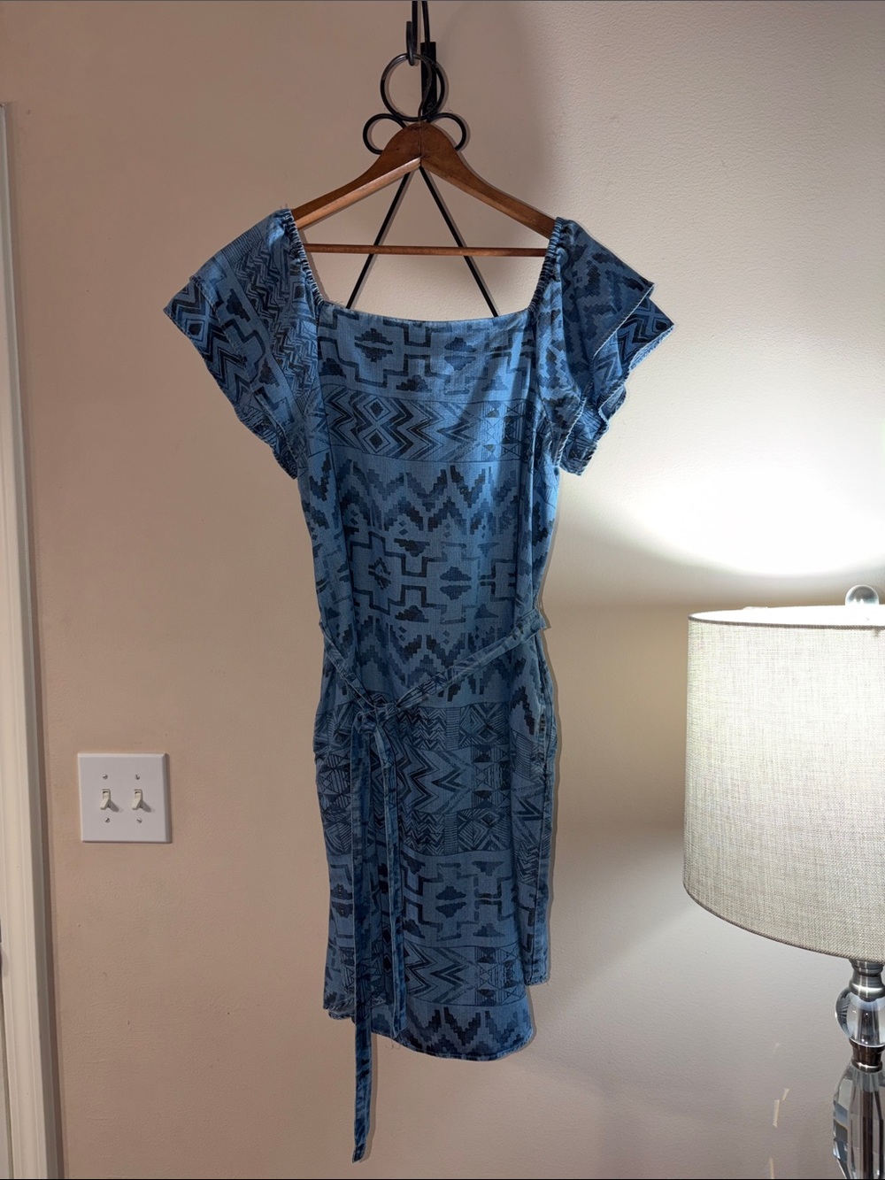 Chelsea & Theodore Blue Patterned Women's Belted Dress